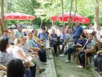 TEMAD G&ouml;lc&uuml;k Akyazı'da piknik yaptı