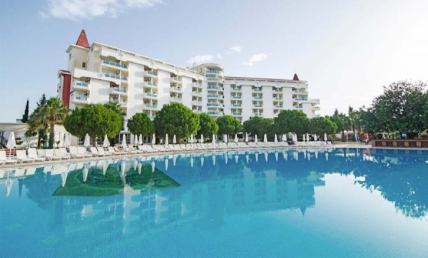 DİDİM GARDEN OF SUN HOTEL İLE 20-27 EYLÜL 2026 TARİHLERİNDE ANLAŞMA YAPILMIŞTIR.HER ŞEY DAHİL ULAŞIM HARİÇ KİŞİBAŞI GÜNLÜK 3250 TL OLUP PEŞİNAT 3500 TLDİR SON MÜRACAT 16 ŞUBATTIR. OTEL ÜCRETİ TAKSİTLER HALINDE 1 AĞUSTOS A KADAR DERNEĞİMİZE ÖDENECEKTİ