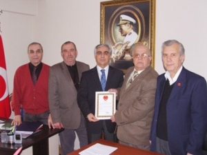 TEMAD&rsquo;dan Ahmet Toplucak&rsquo;a teşekk&uuml;r belgesi