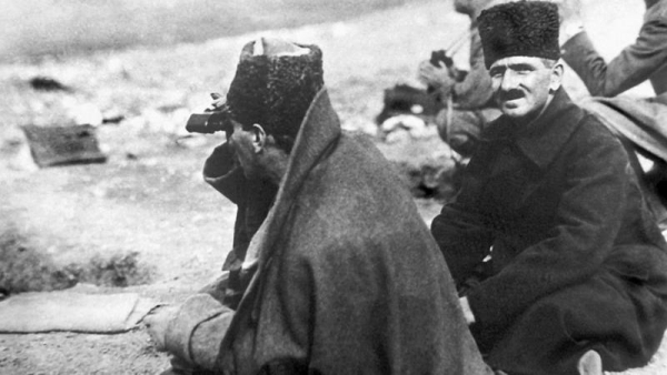 Başkomutan Mustafa Kemal Atatürk'ün "Hattı müdafaa yoktur, sathı müdafaa vardır. O satıh bütün vatandır" emrini verdiği, 21 gün süren Kurtuluş Savaşı için dönüm noktası olan Sakarya Meydan Muharebesi'nin 104. yılı kutlu olsun.
